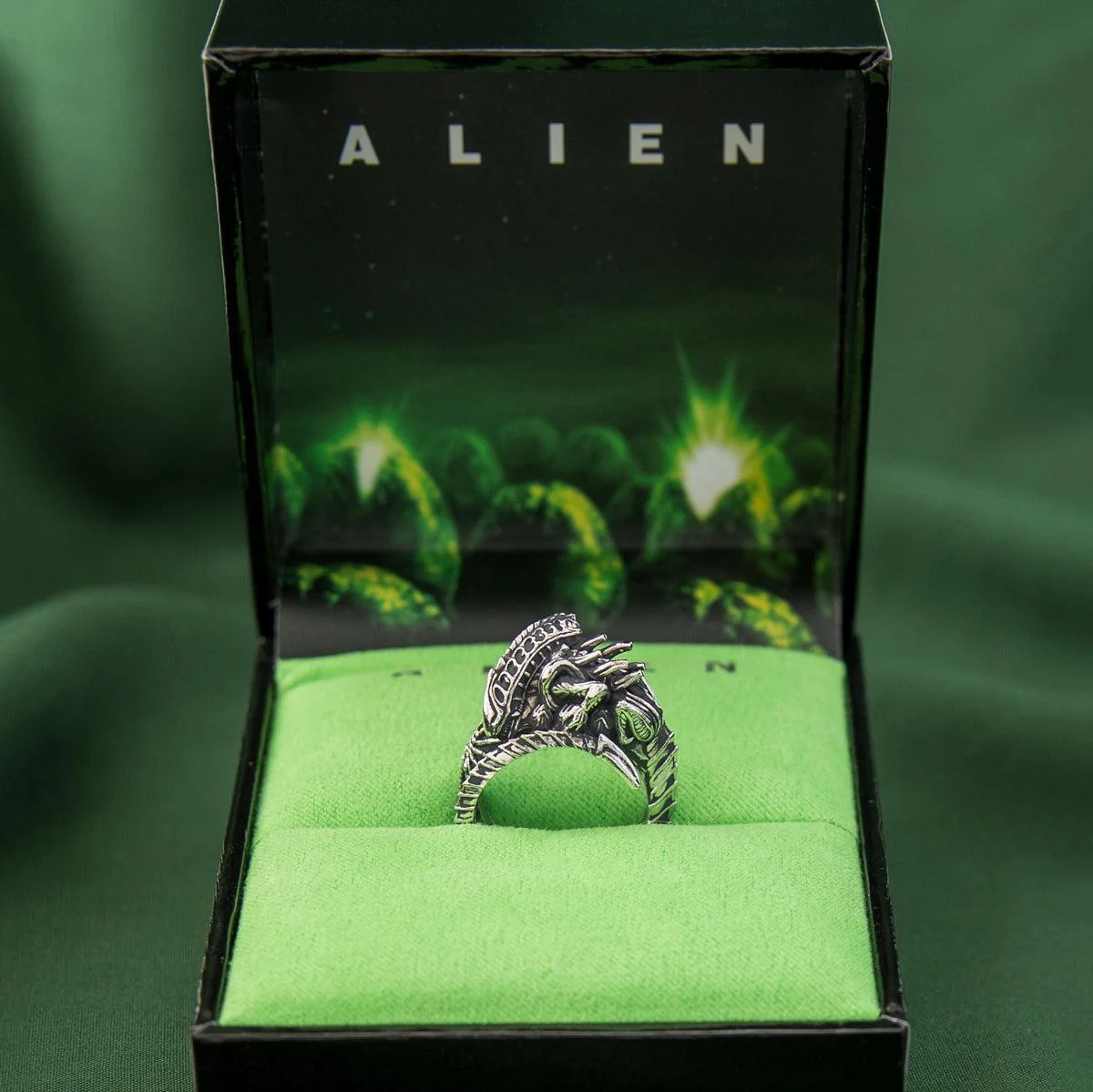 Alien X RockLove ALIEN Xenomorph Queen Ring - Image 7