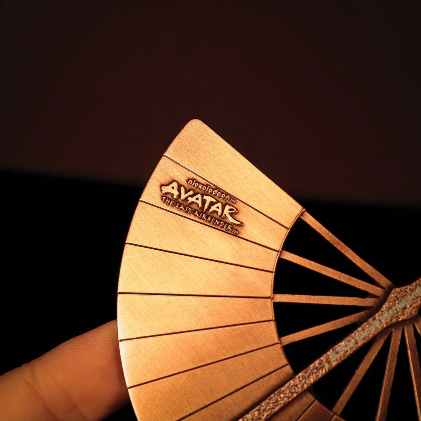 Avatar The Last Airbender - Aangs Glider Mini Metal - Replica - Image 6