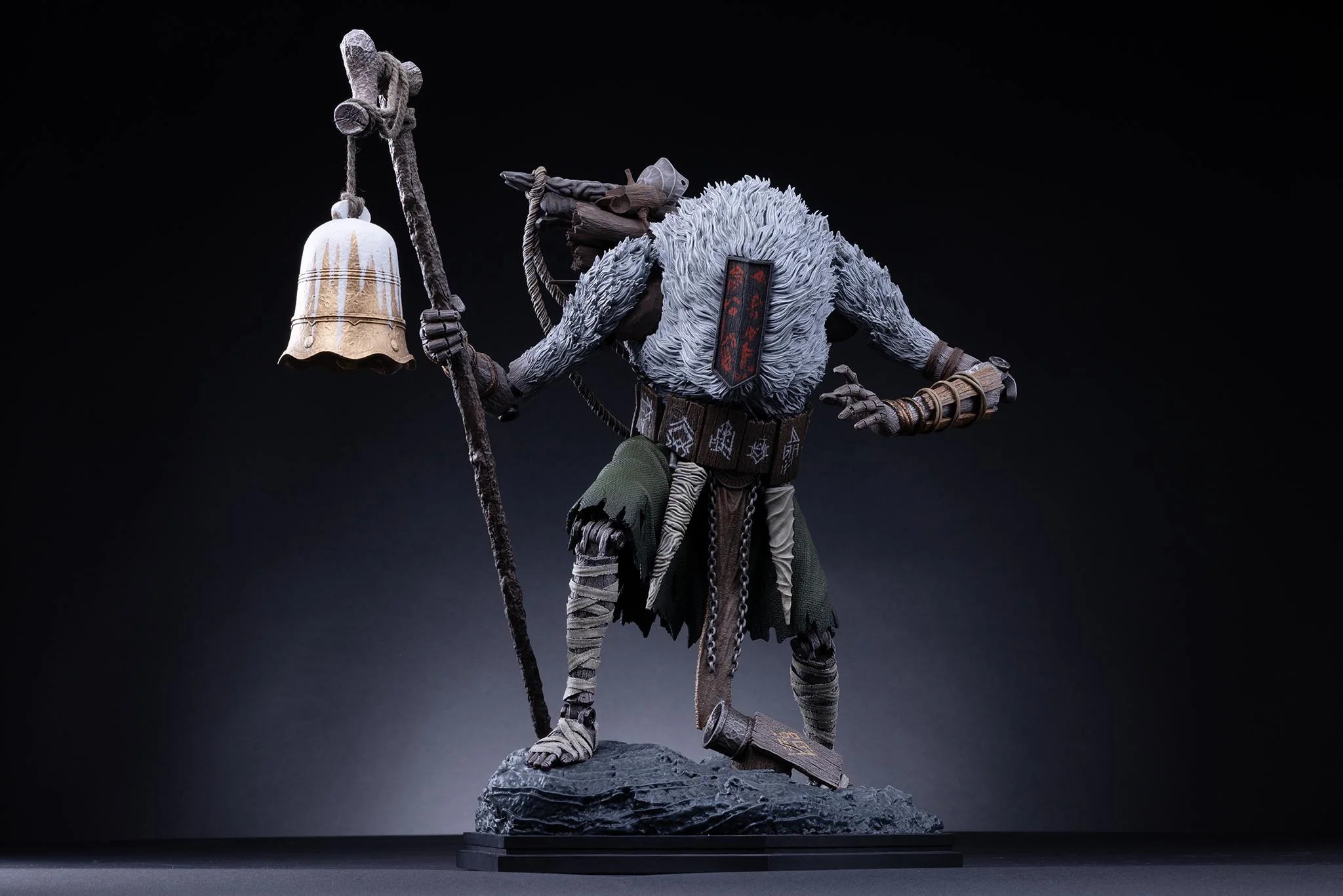 Clair Obscur: Expedition 33 - Monoco 1-6 Scale - Statue - Image 6