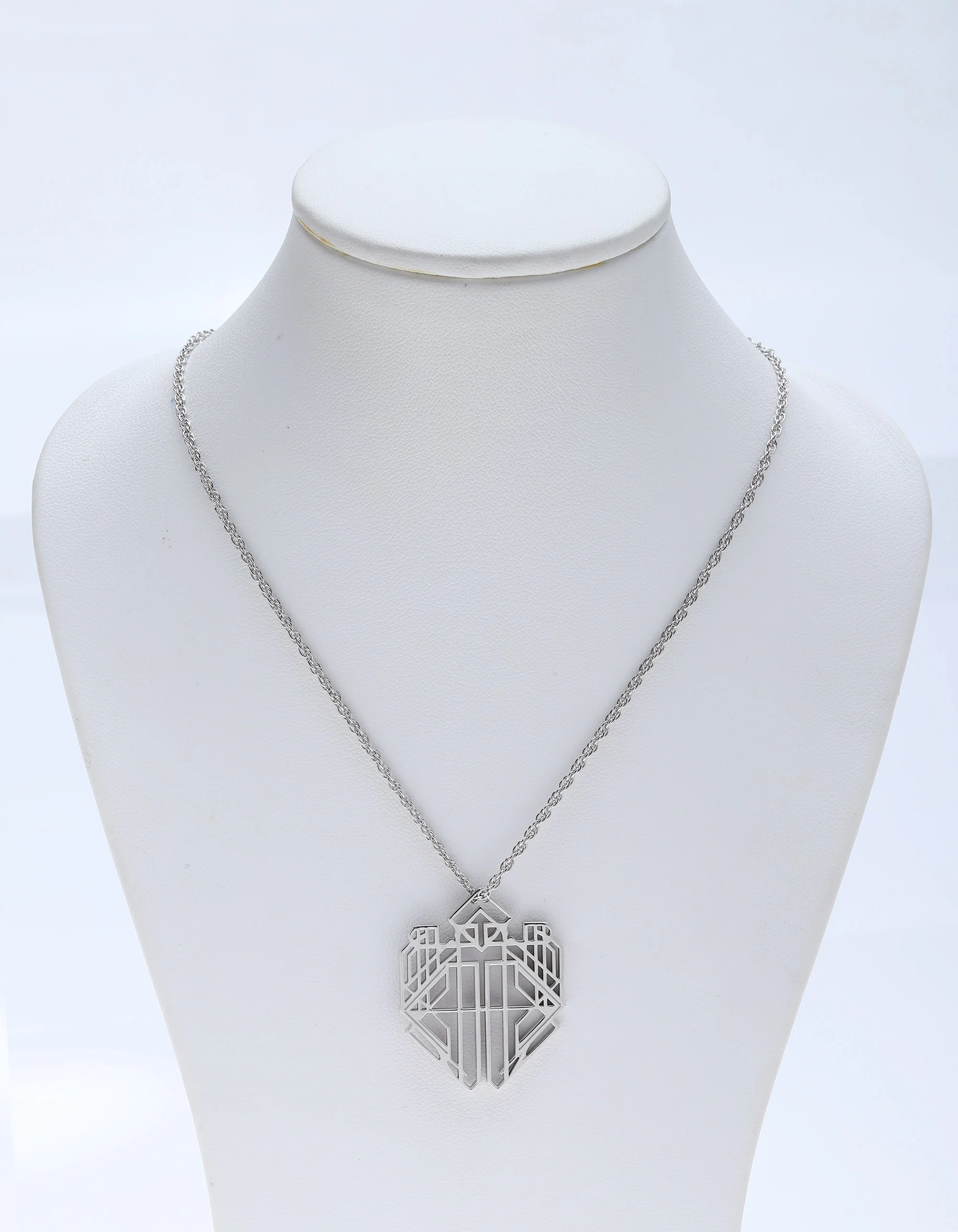 Expedition 33 x RockLove - Lune - Necklace - Image 3