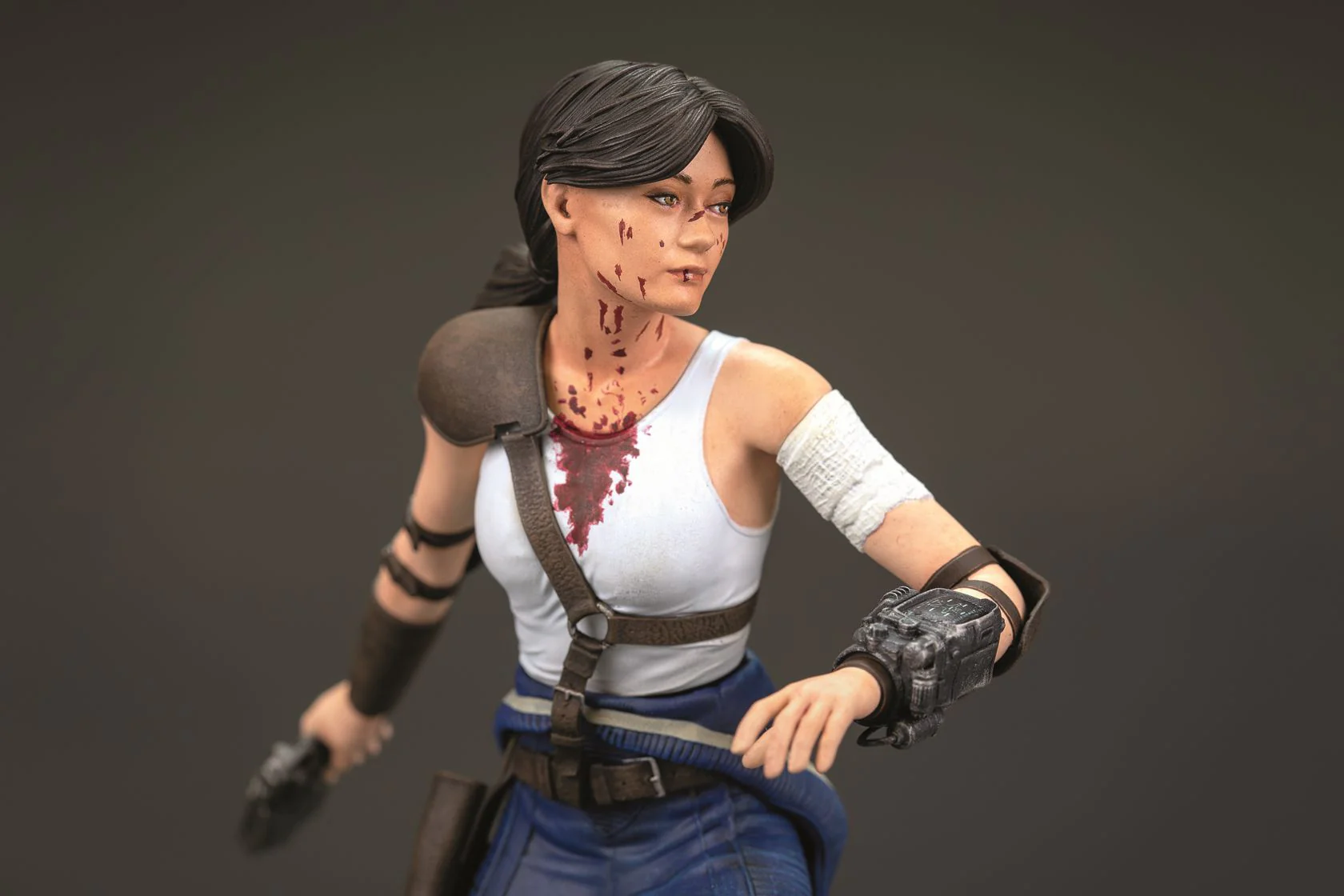 Fallout - Lucy - Statue - Image 7
