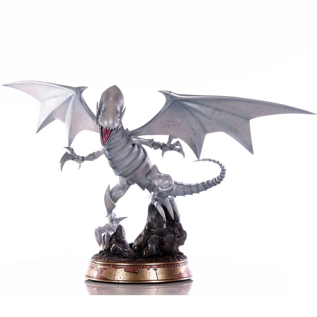 Yu-Gi-Oh! - Blue-Eyes White Dragon White Variant - Statue - Image 3